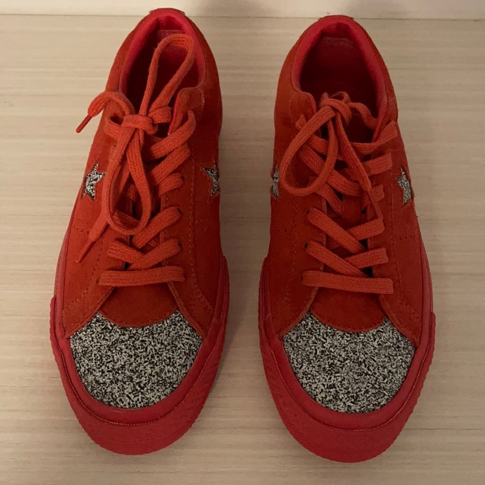 Converse women’s sneaker